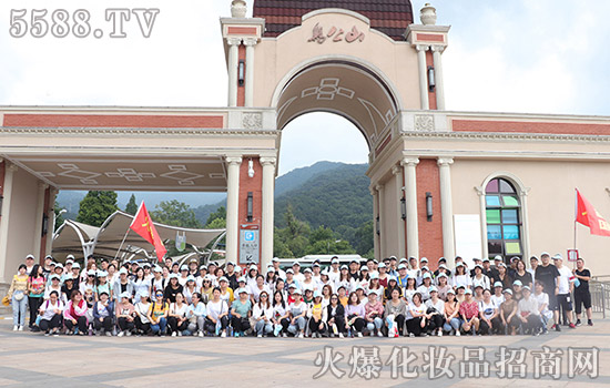 火爆信陽紅色之旅 火爆信陽紅色之旅