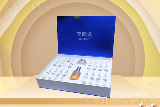 朵潤美駐顏緊致青春套 朵潤美駐顏緊致青春套