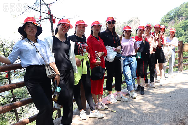 走進老君山,觀君山飛瀑,覽巖林奇觀,品老子道統(tǒng) 走進老君山,觀君山飛瀑,覽巖林奇觀,品老子道統(tǒng)