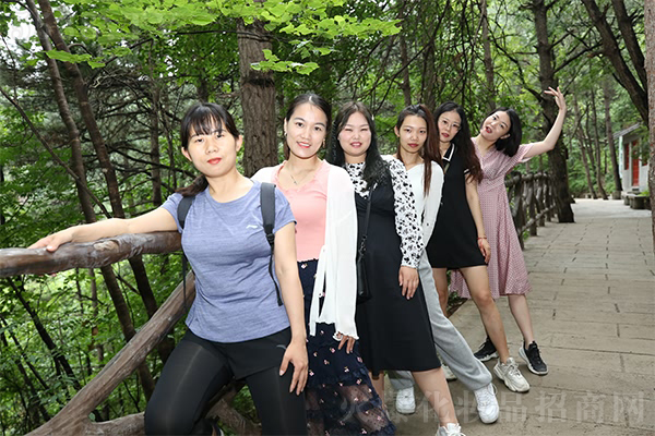 游人間仙境,品經典國學 游人間仙境,品經典國學