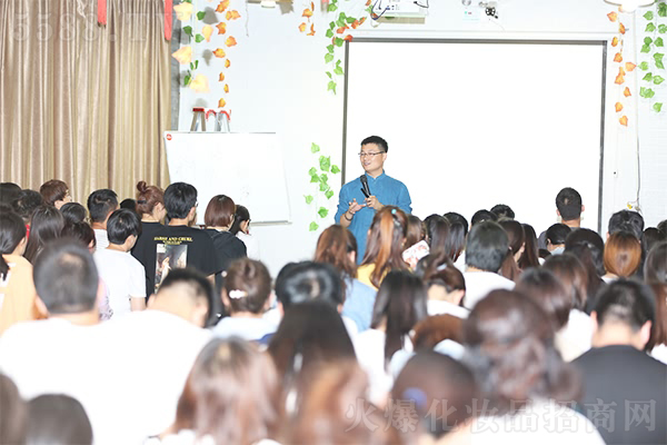 為而不爭 為而不爭