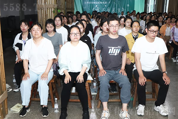 領(lǐng)略山川 品悟文化 領(lǐng)略山川 品悟文化