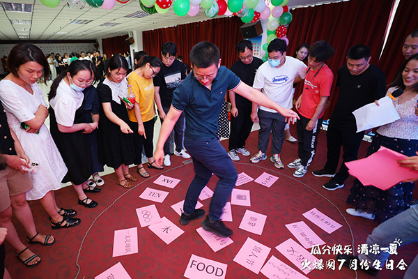 火爆網(wǎng)舉辦7月生日會,共享快樂,瓜分涼夏 火爆網(wǎng)舉辦7月生日會,共享快樂,瓜分涼夏