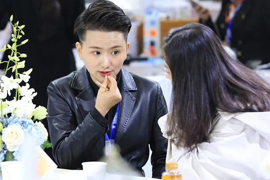 美業(yè)潮流風(fēng)向,看三美 美業(yè)潮流風(fēng)向,看三美