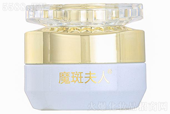 魔斑夫人白薇霜 魔斑夫人白薇霜