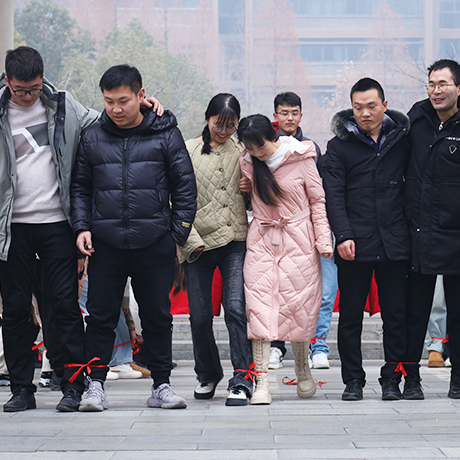 �𱬼��������R������