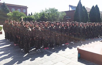 挑戰(zhàn)極限，向軍事標(biāo)準(zhǔn)看齊！