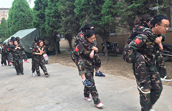 活在當(dāng)下，珍惜當(dāng)下，愛在當(dāng)下