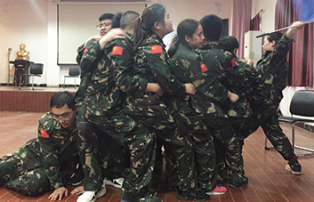 團(tuán)結(jié)一致，同心同德。