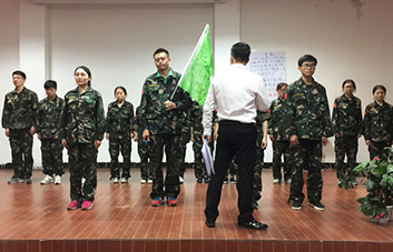 成王敗寇，再辣的青椒、再冷的冰水甘心承受！