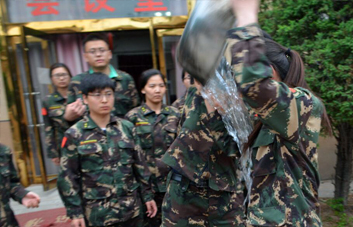 失敗并不可怕，可怕的是你失去面對失敗的勇氣！