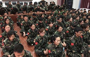 勇氣、自信，主動作為領(lǐng)袖就是成功！