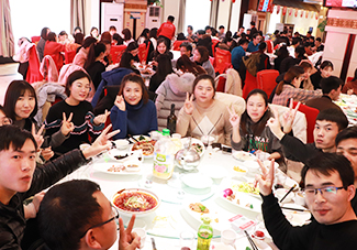 �M�ъ^���ĺ��~���҂������𱬵ļ�����