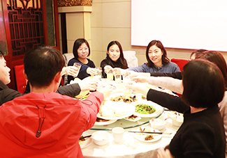 ��ʢ������ҚgЦ�Z���䘷������