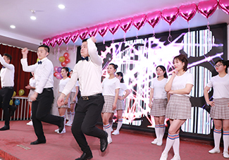 �_��(ch��ng)������˻��˵��L(f��ng)����չ�F(xi��n)�����˵�������