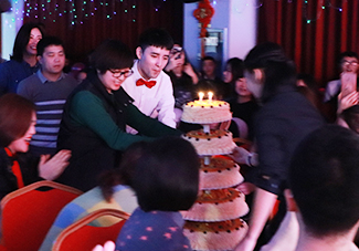 11�d�L(f��ng)�꣬�ж�������ף�𱬾W(w��ng)���տ옷��